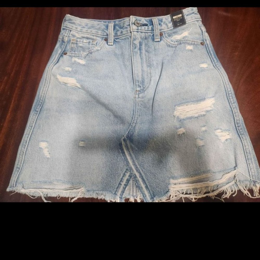 Abercrombie and fitch skirt